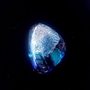 Dichroic glass pin